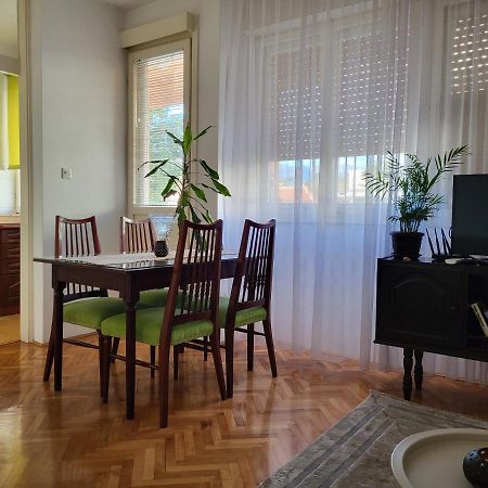Apartment Bina 티바트 외부 사진