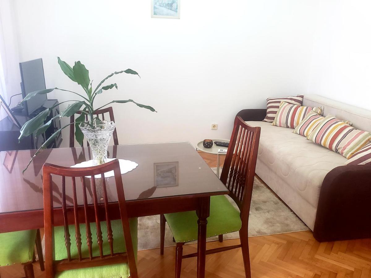 Apartment Bina 티바트 외부 사진