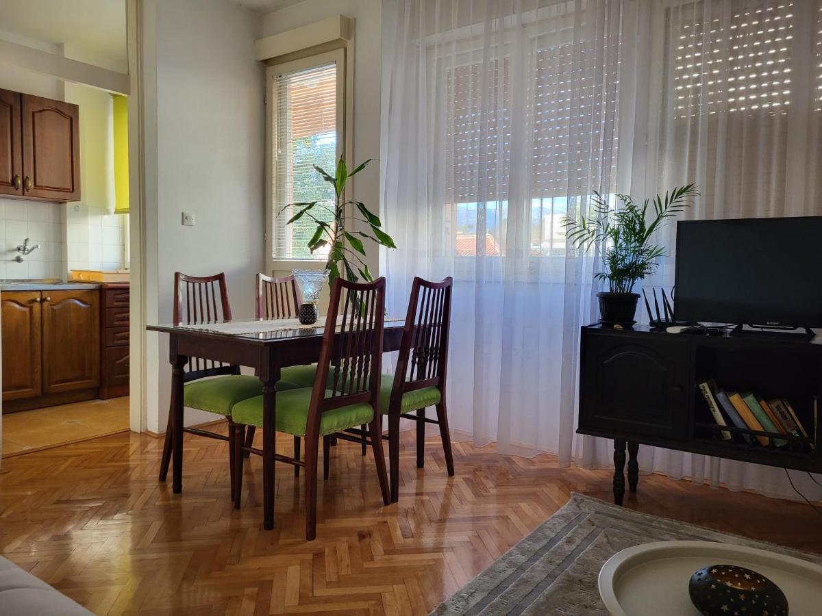 Apartment Bina 티바트 외부 사진
